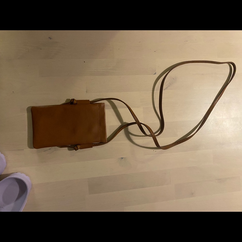 Madewell phone crossbody bag. Never used.